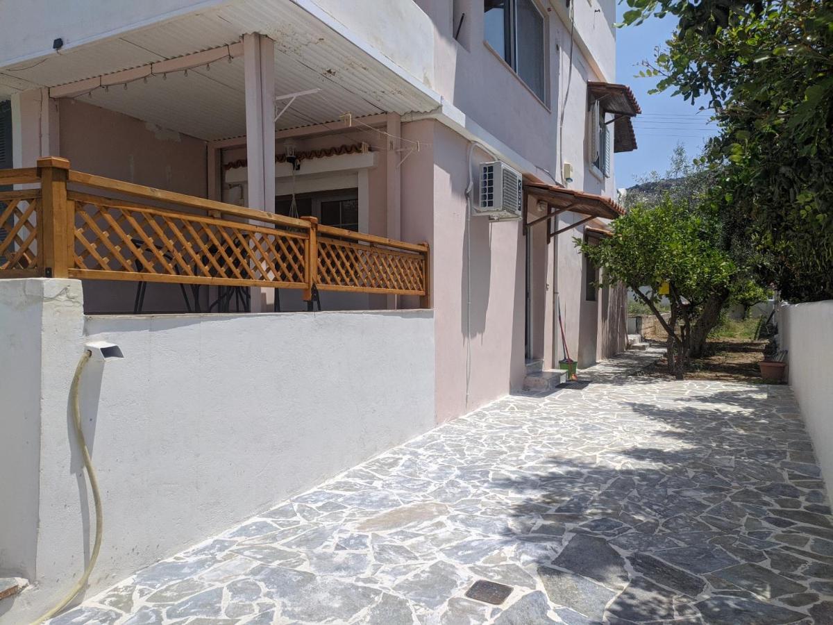 Villa Iliakti Relaxing Seaside Salamina Exterior foto